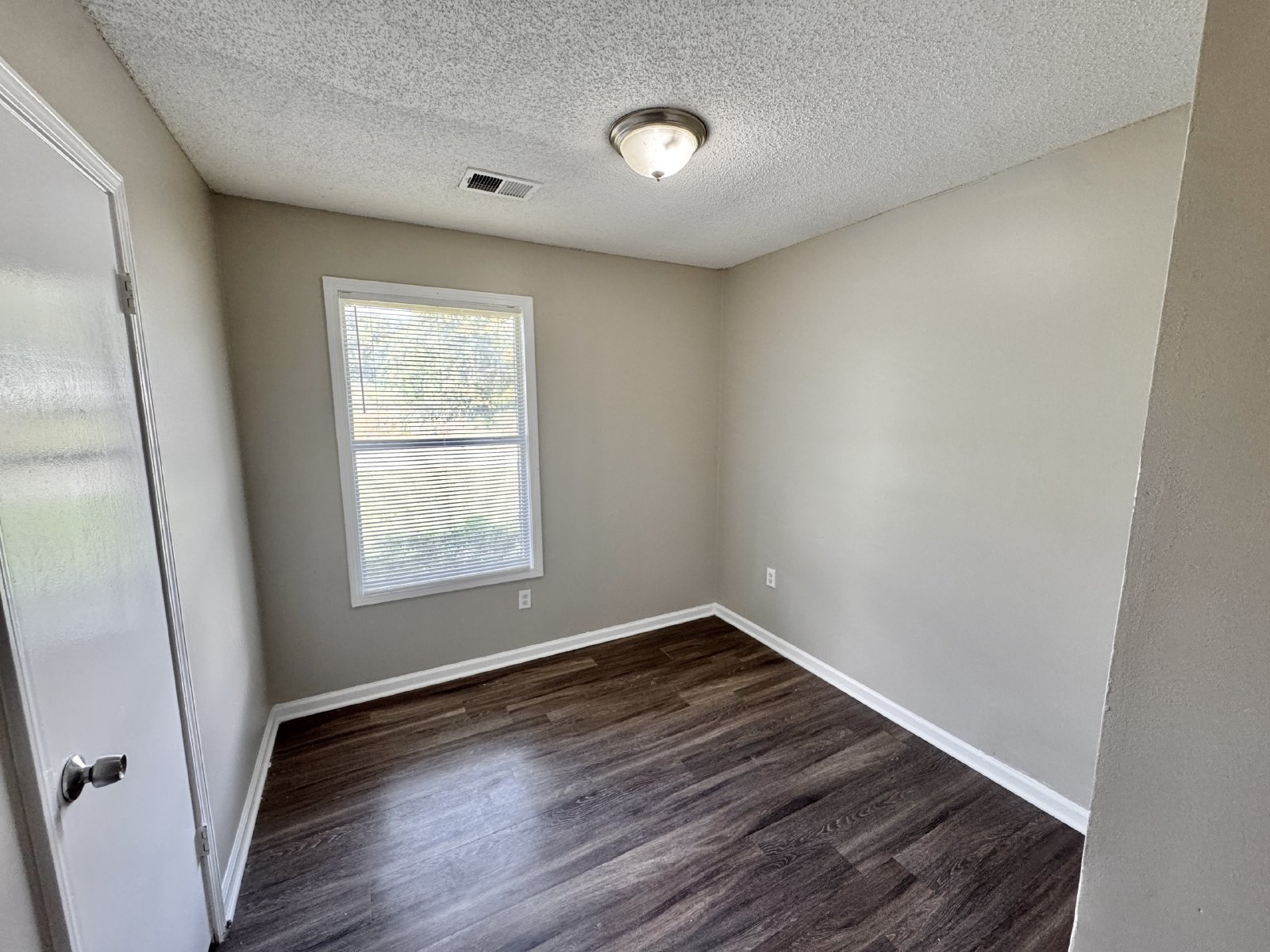 1730 Swift Street Memphis, TN 38109 property image