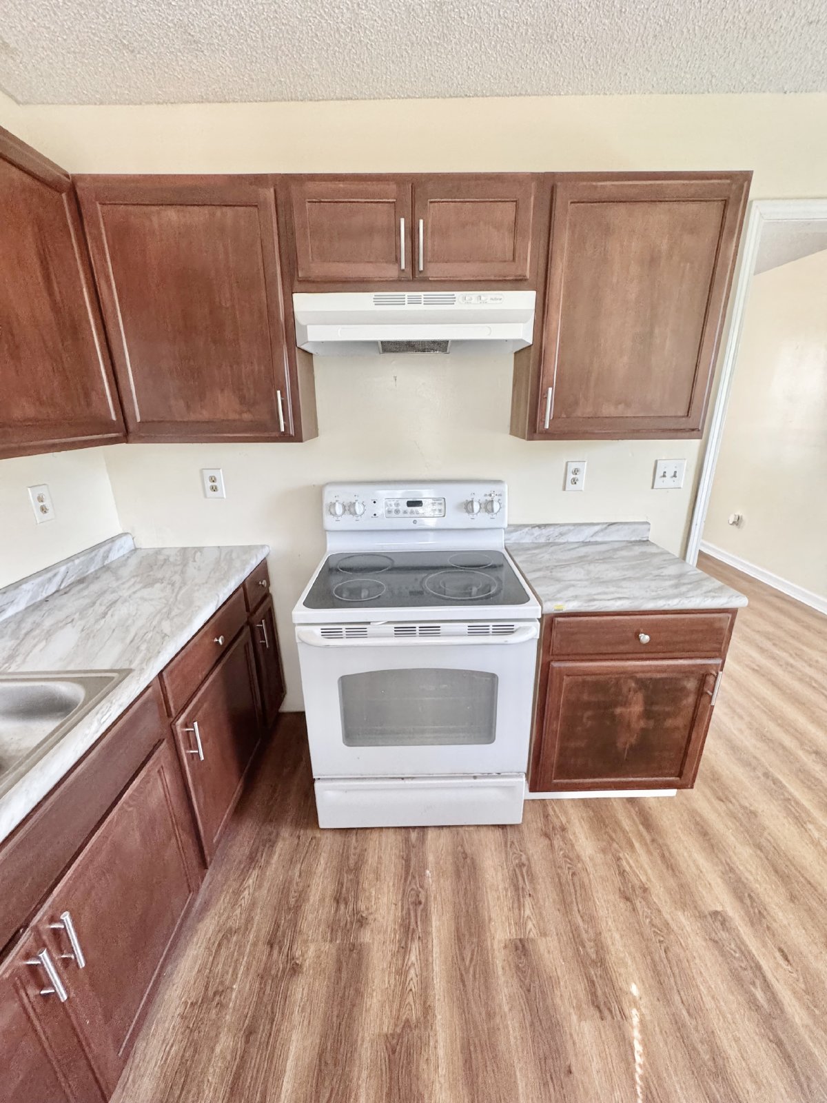 2955 Lake Park Road Memphis, TN 38127 property image