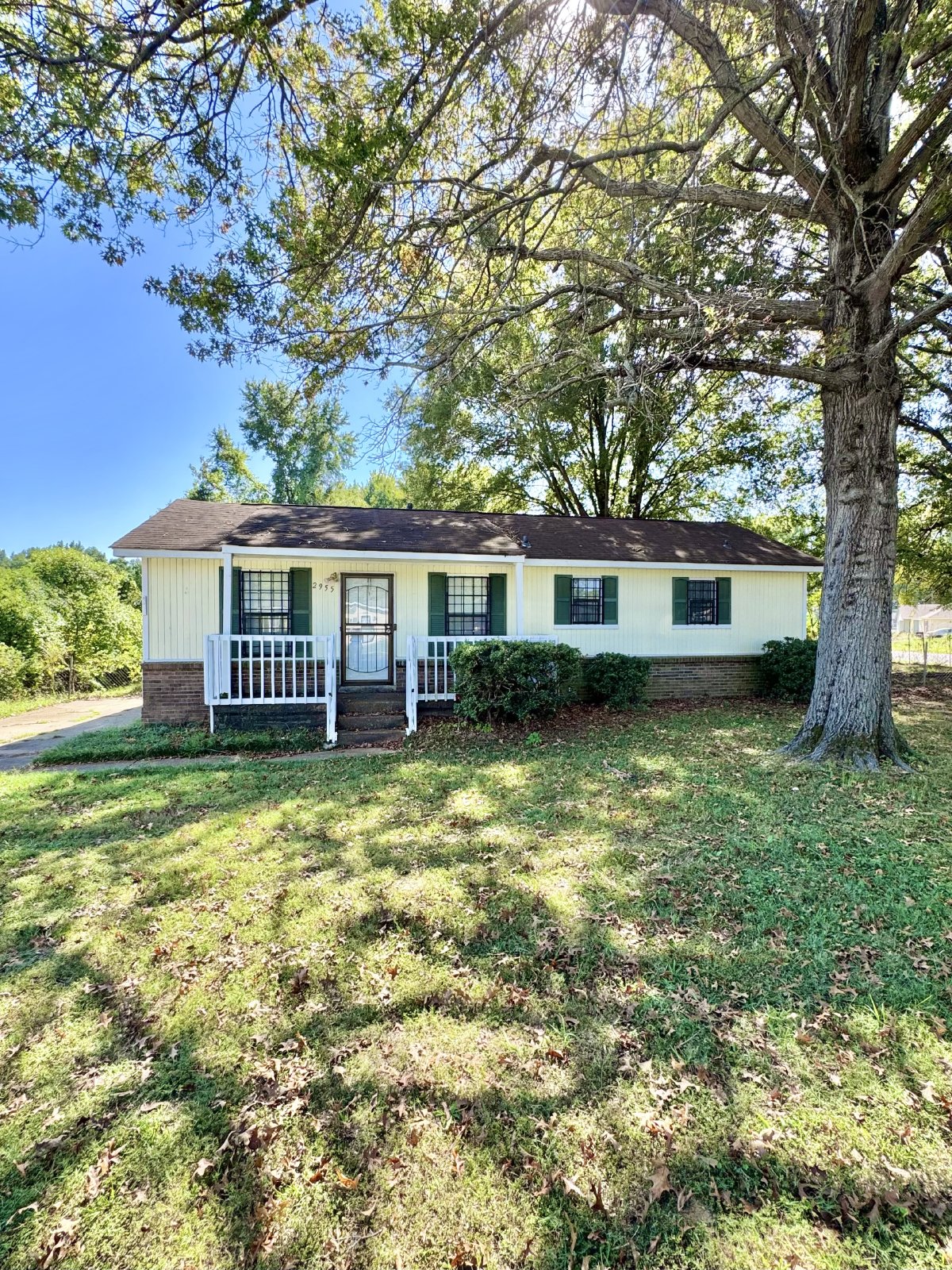 2955 Lake Park Road Memphis, TN 38127 property image