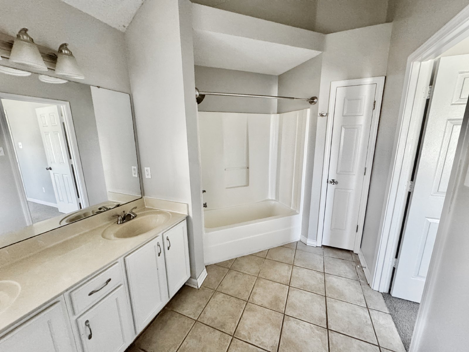 55 Oak Ridge Cove Oakland, TN 38060 property image