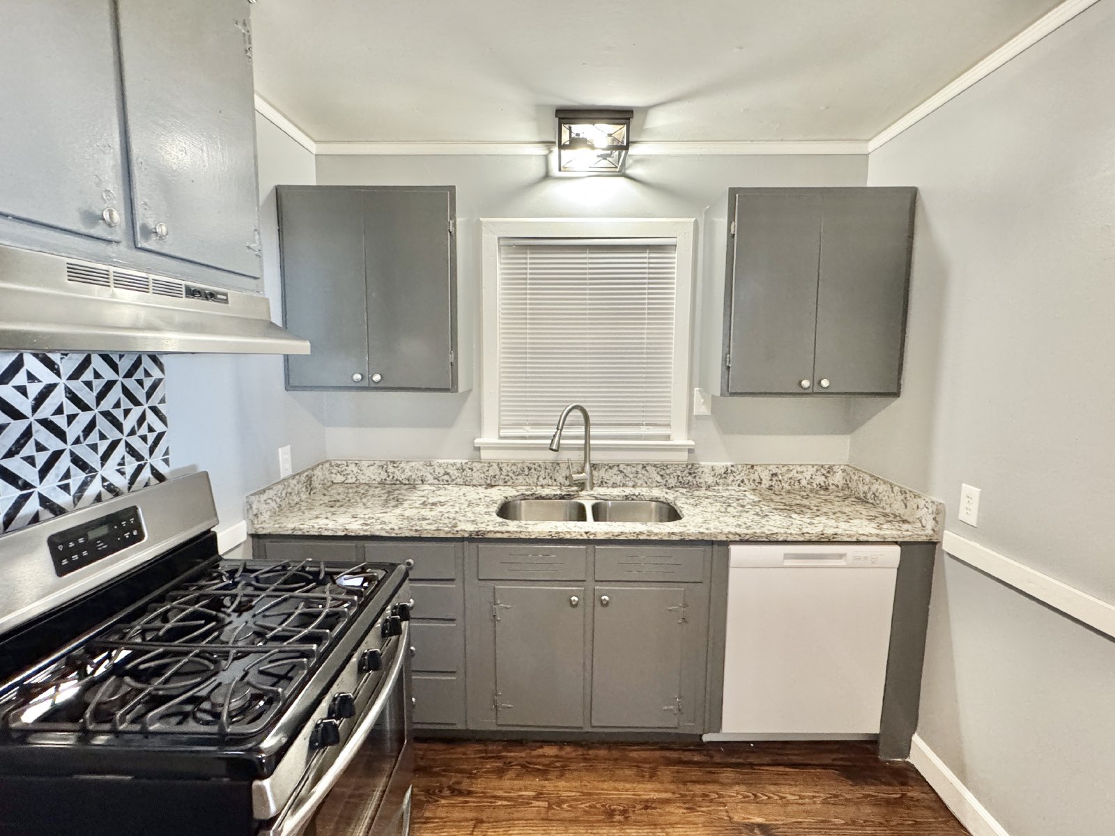 666 Landis Street Memphis, TN 38104 property image