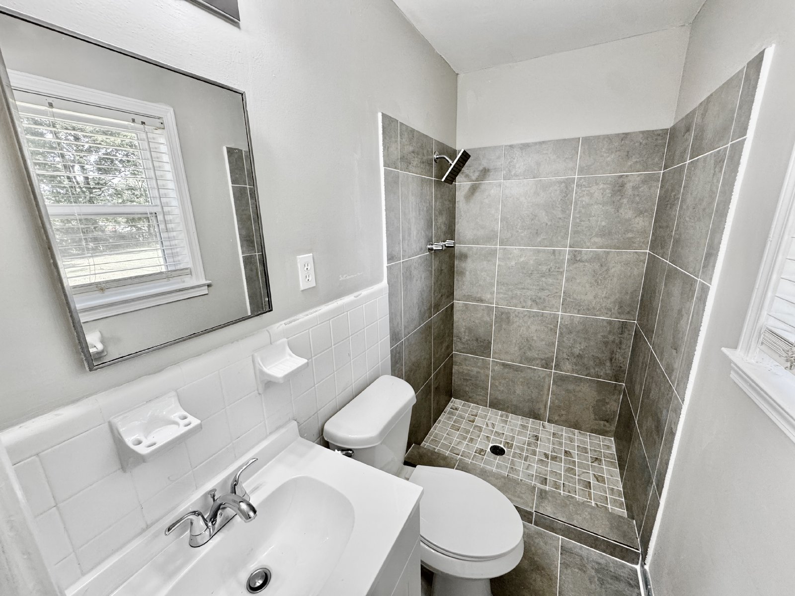 3688 Mozelle Street Memphis, TN 38128 property image