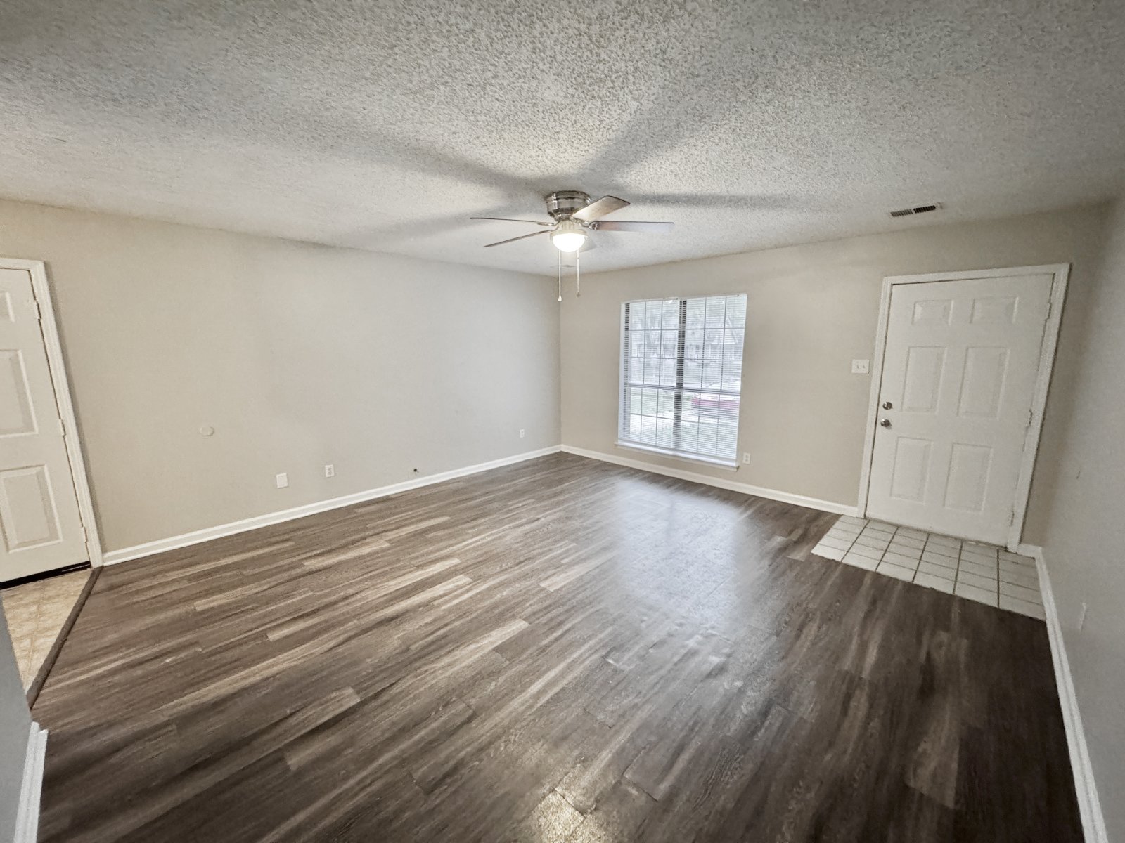 3914 Longsneck Cove Memphis, TN 38128 property image