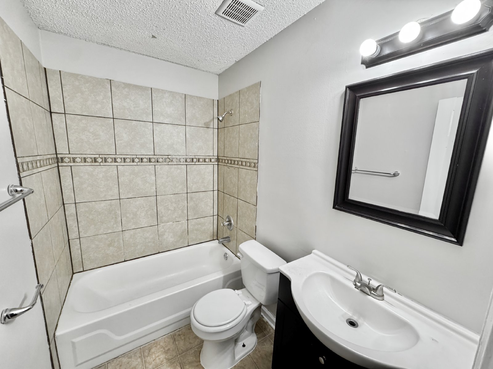 3914 Longsneck Cove Memphis, TN 38128 property image