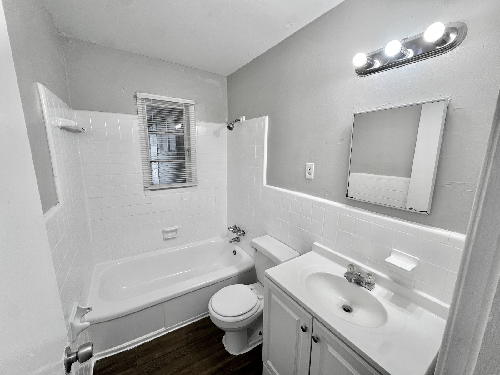 3449 Hallbrook Street Memphis, TN 38127 property image