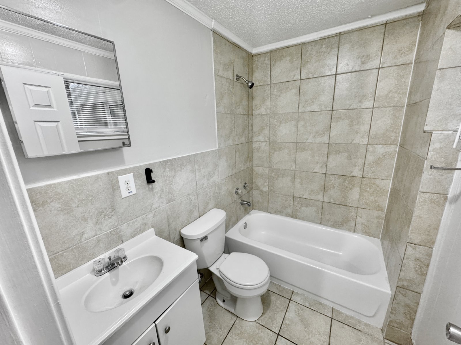 3449 Hallbrook Street Memphis, TN 38127 property image