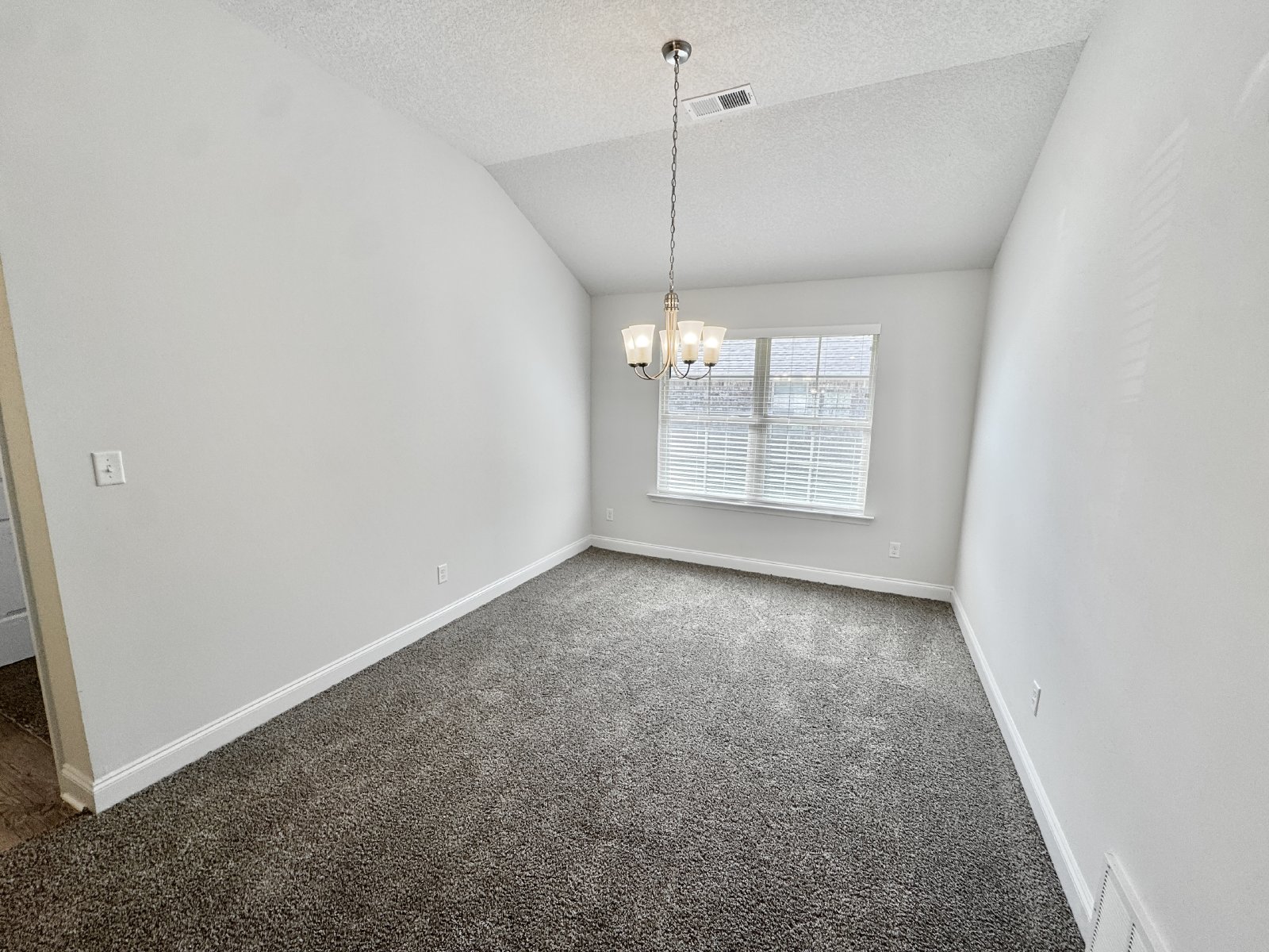 8437 Grayce Drive Southaven, Mississippi 38671 property image