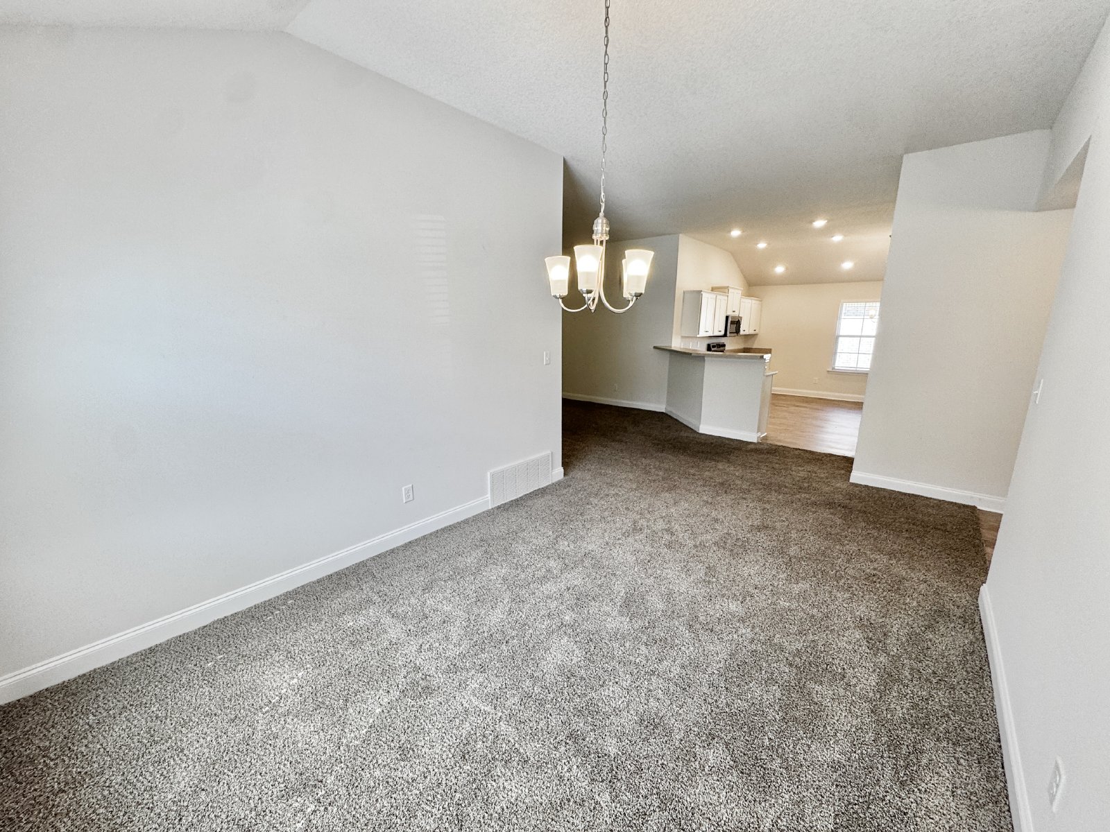 8437 Grayce Drive Southaven, Mississippi 38671 property image