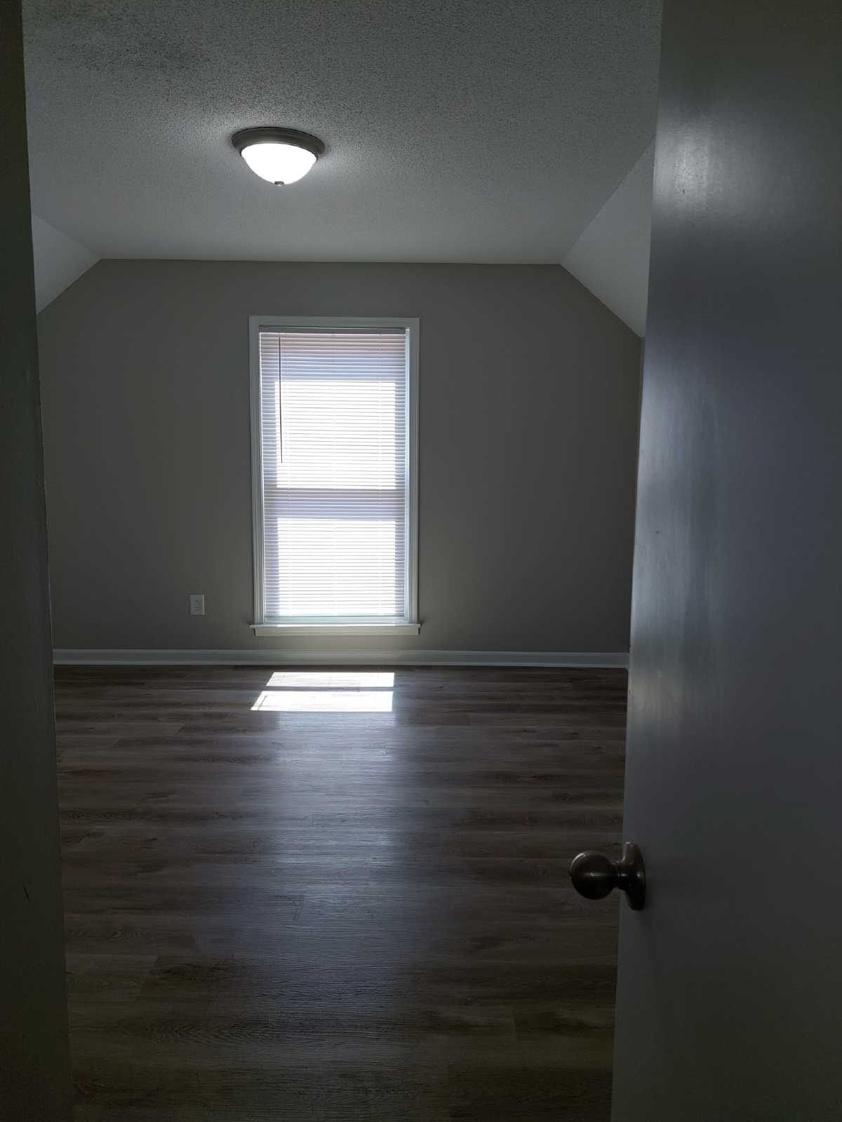 5001 Whitworth Road Memphis, TN 38116 property image