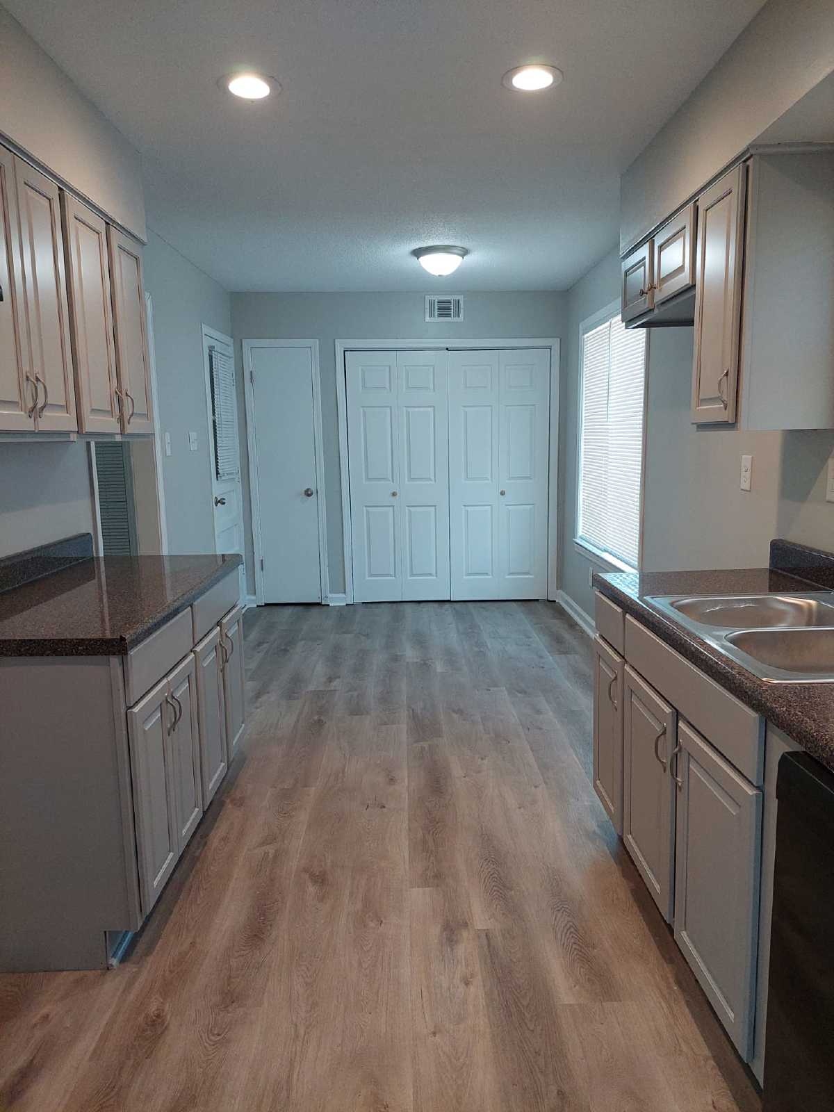 5001 Whitworth Road Memphis, TN 38116 property image