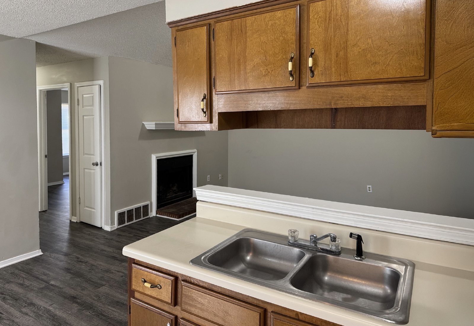 6481 Summer Creek E Memphis, TN 38141 property image