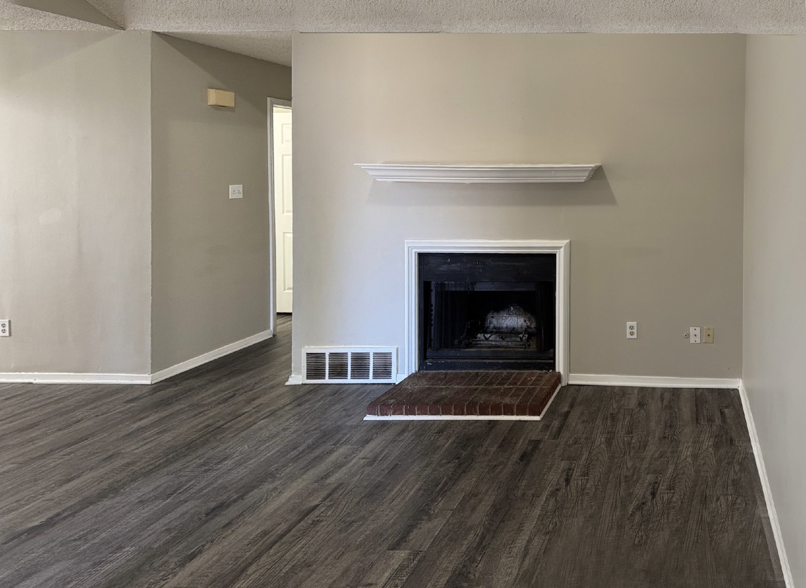 6481 Summer Creek E Memphis, TN 38141 property image