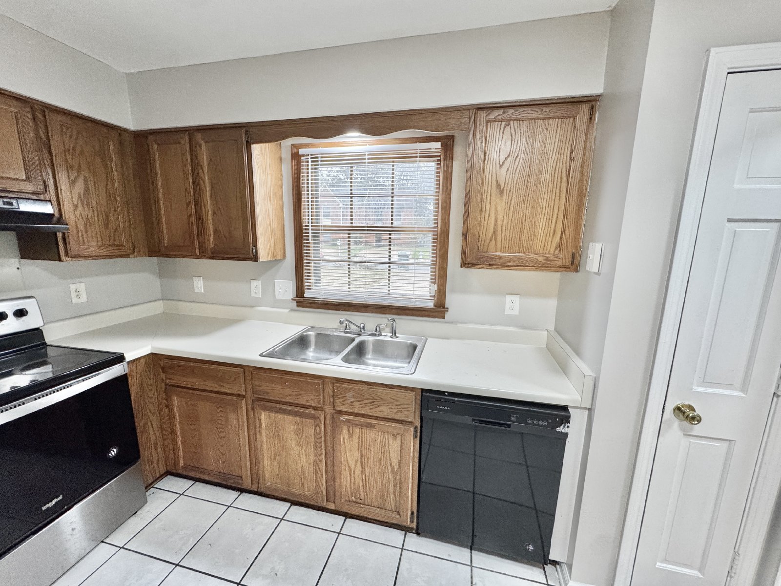 6338 Kirby Downs Drive Memphis, TN 38115 property image