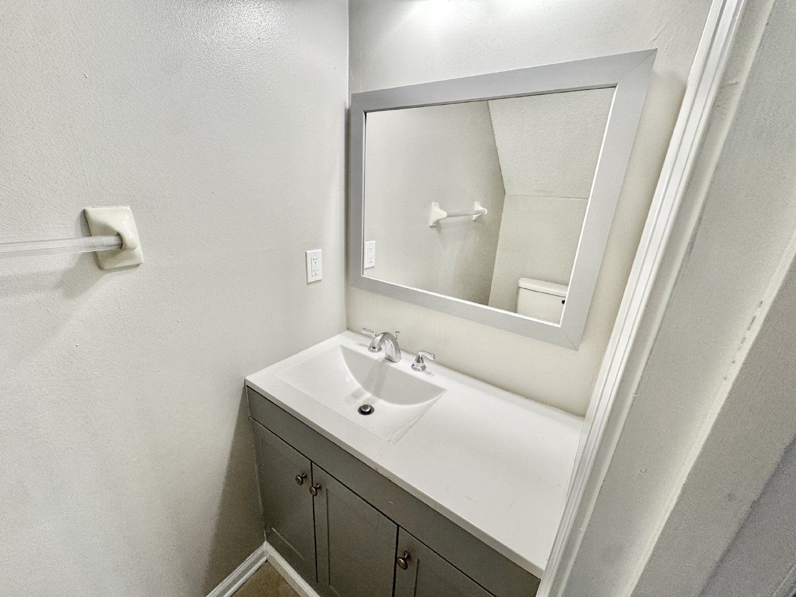 6338 Kirby Downs Drive Memphis, TN 38115 property image