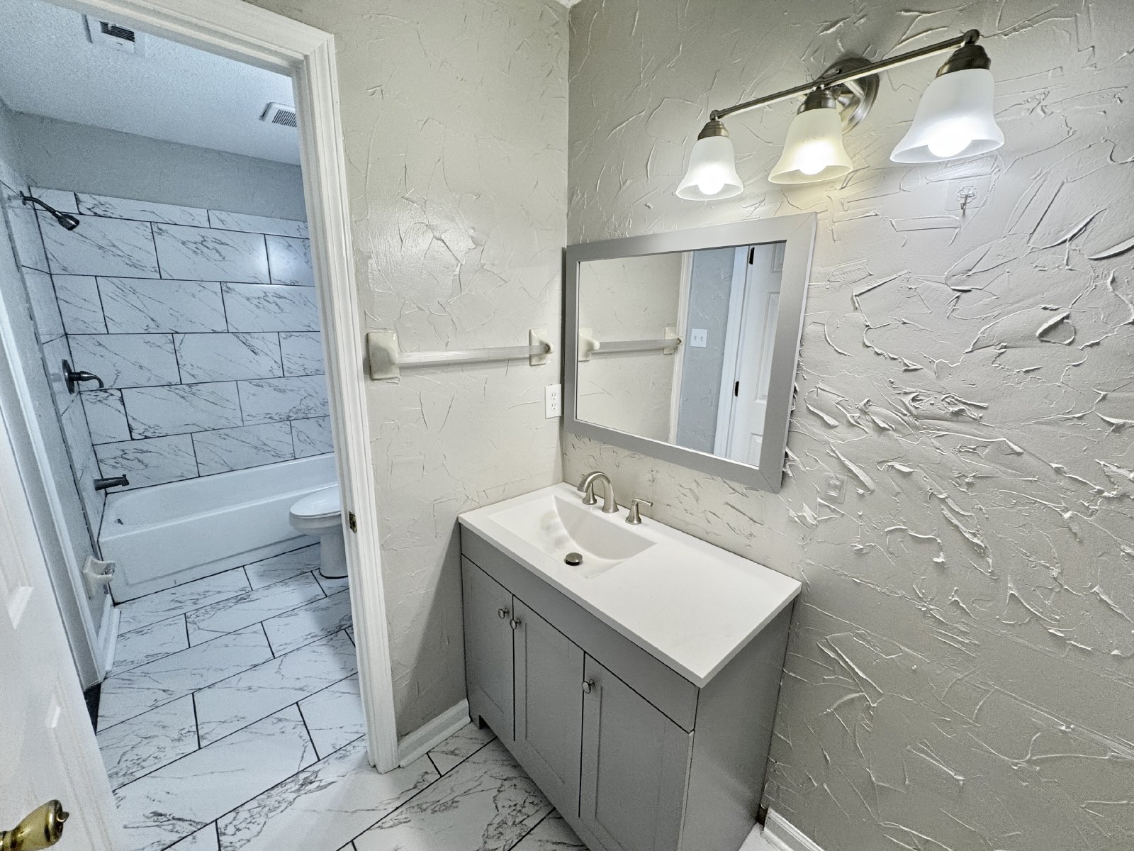 6338 Kirby Downs Drive Memphis, TN 38115 property image