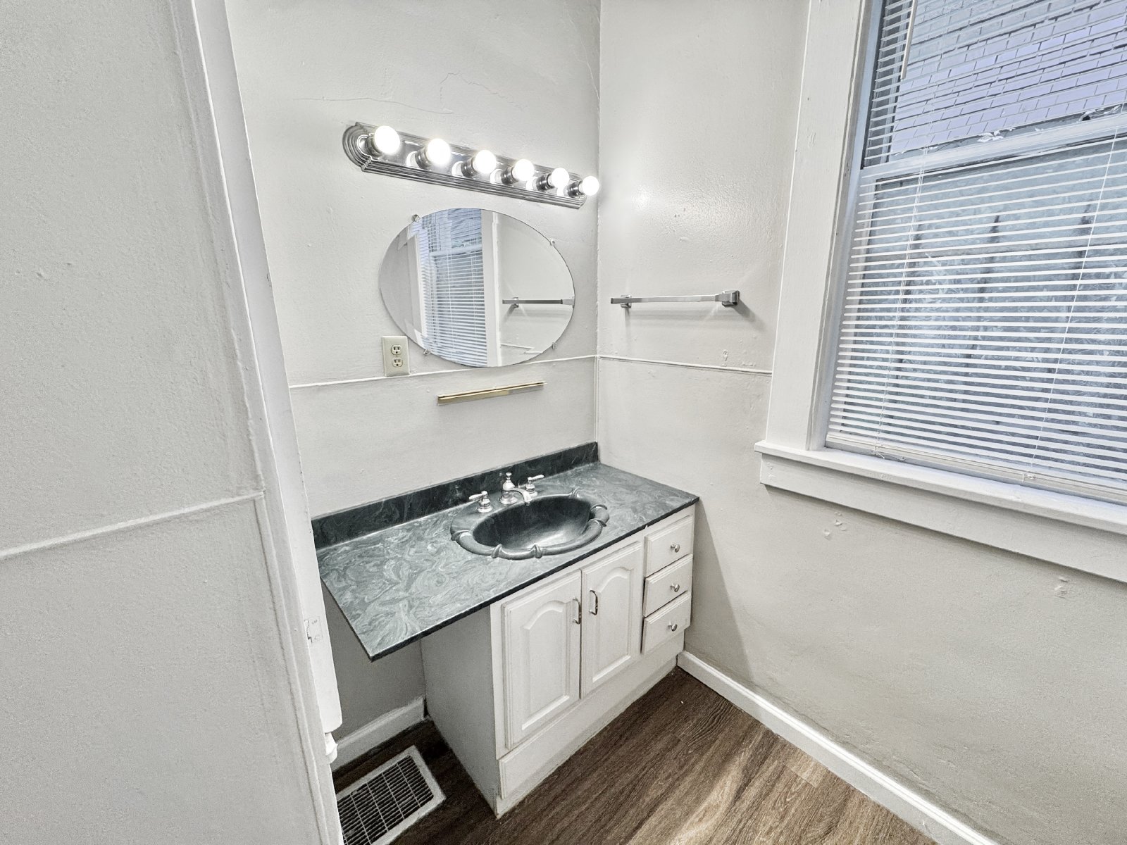 1277 Carr Avenue Unit 1 Memphis, TN 38104 property image