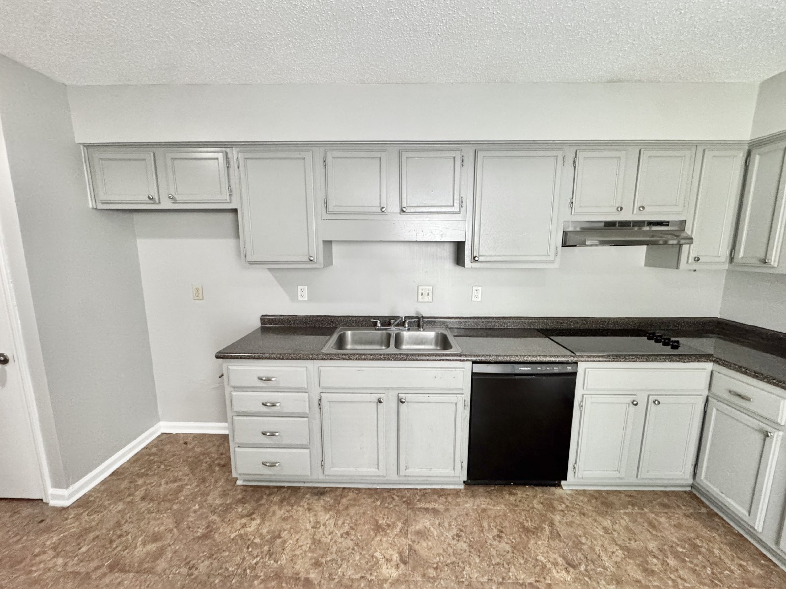 6184 Holly Park Drive Memphis, TN 38141 property image