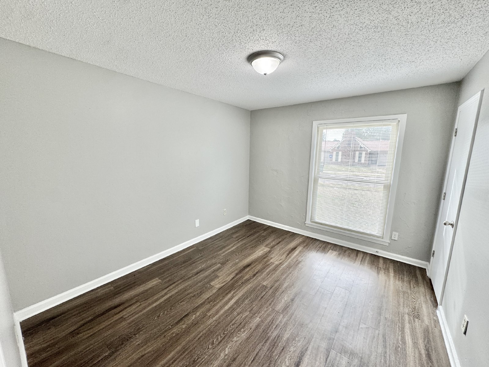 6184 Holly Park Drive Memphis, TN 38141 property image