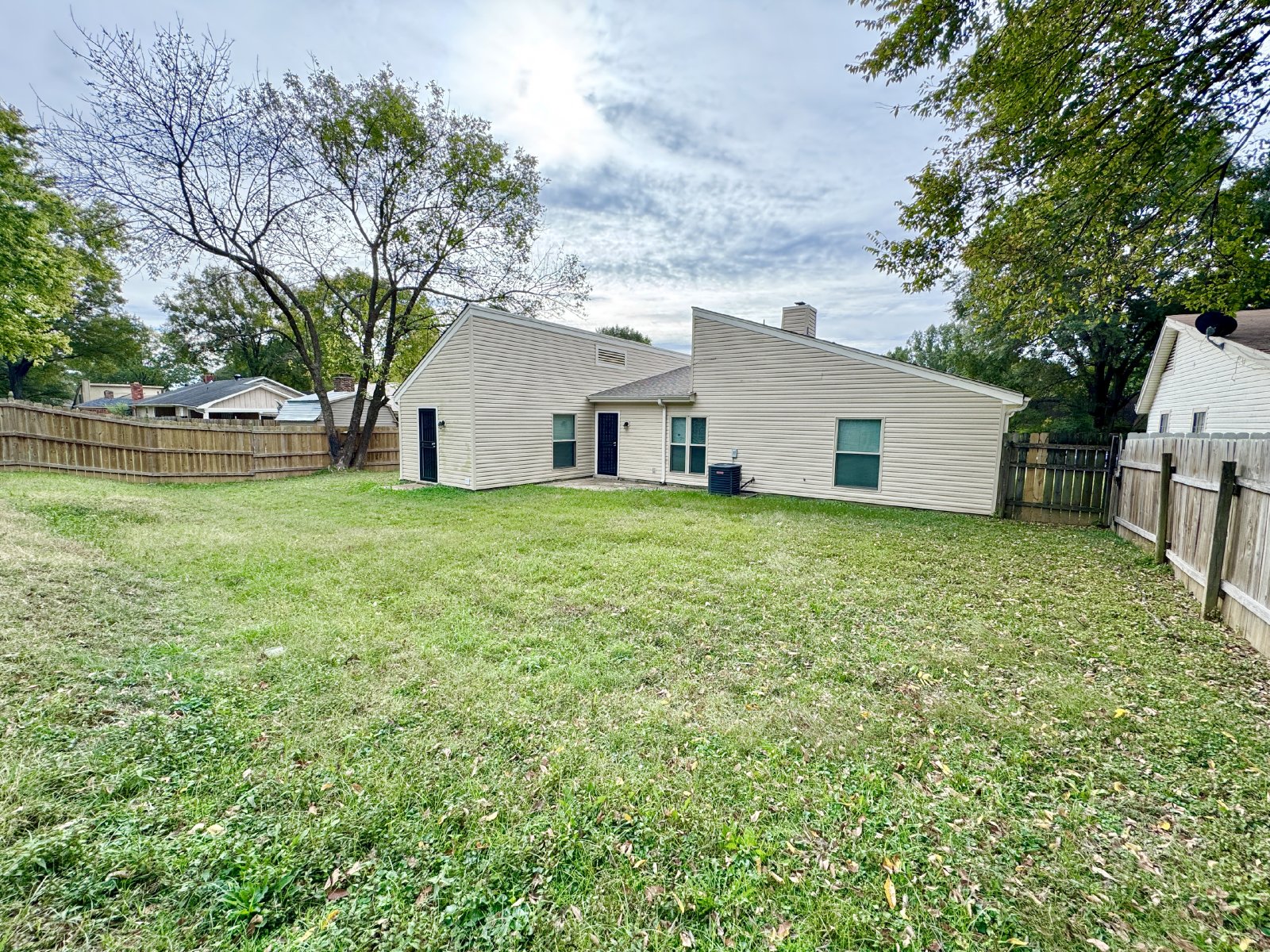 6184 Holly Park Drive Memphis, TN 38141 property image