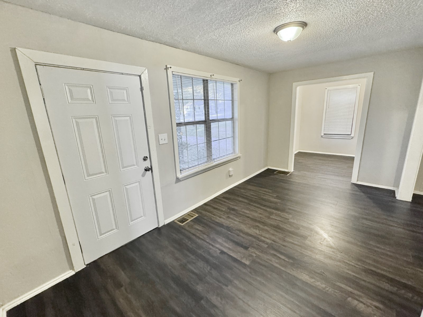 655 Granada Road Memphis, TN 38109 property image