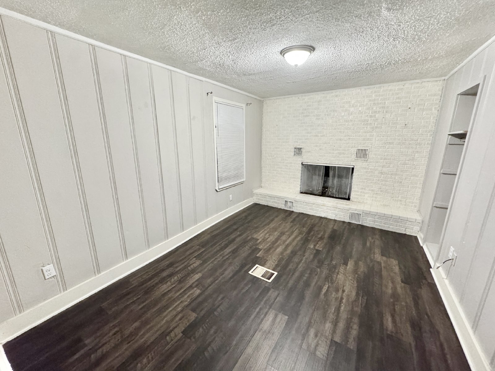 655 Granada Road Memphis, TN 38109 property image