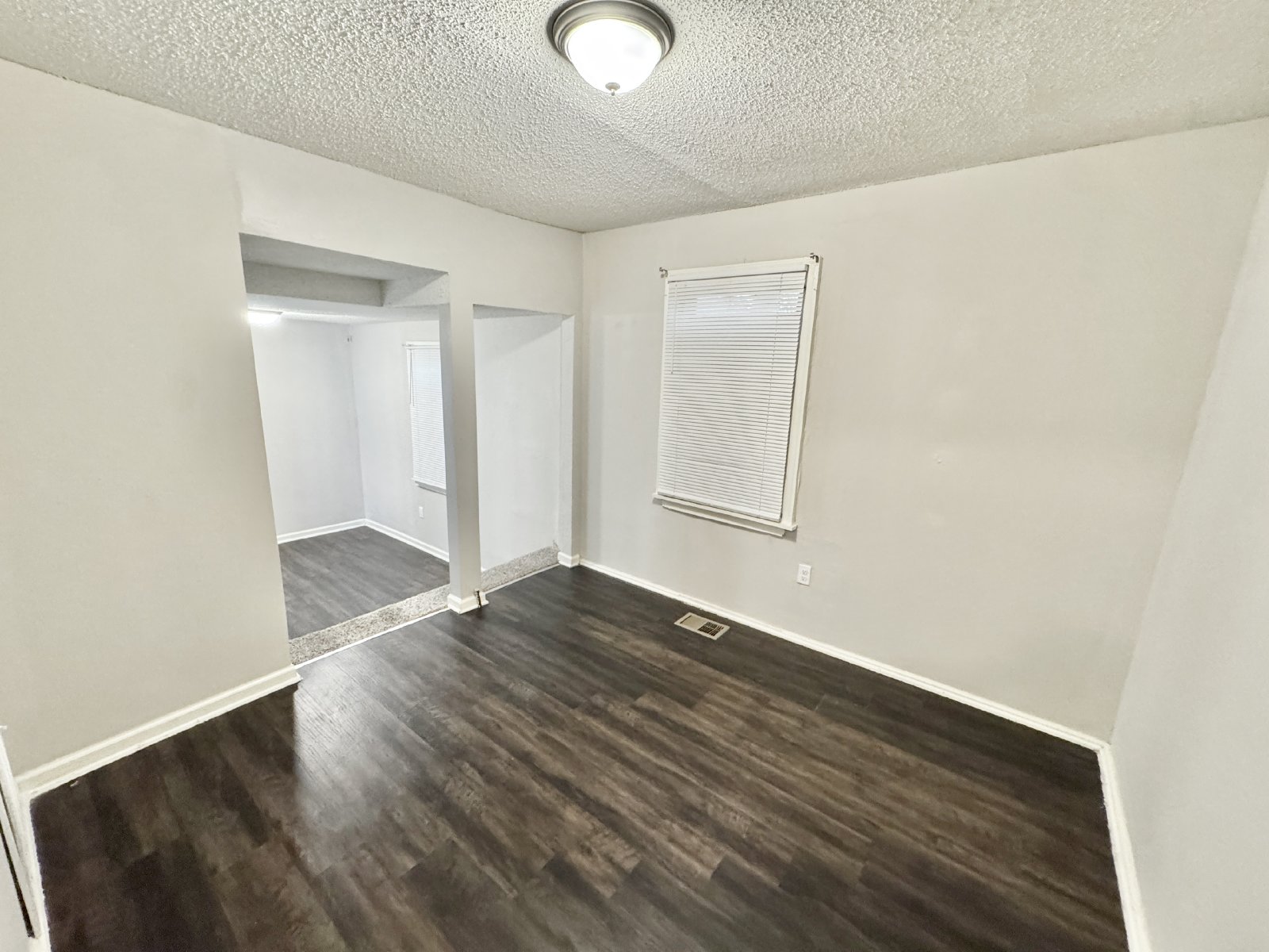 655 Granada Road Memphis, TN 38109 property image