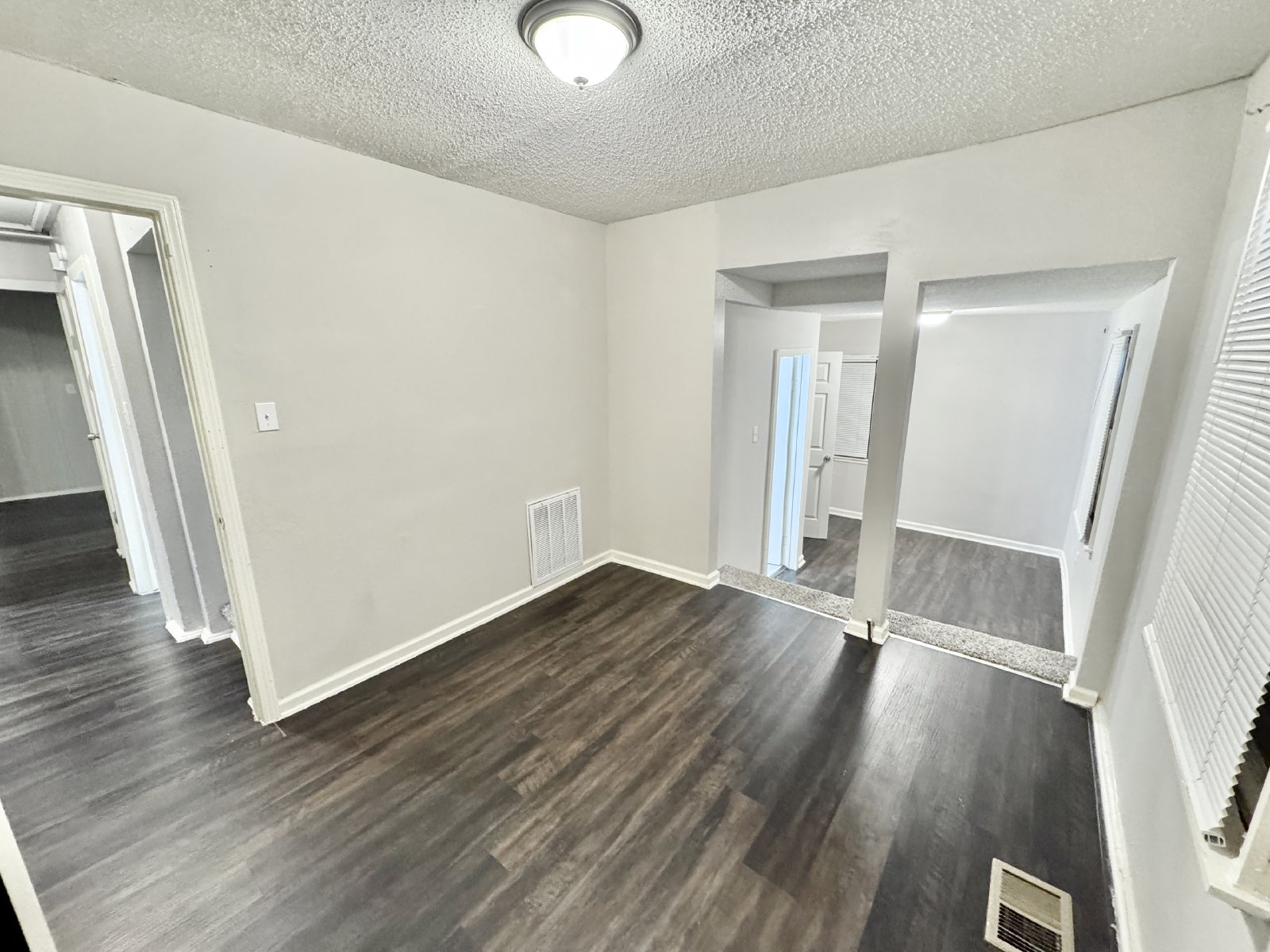 655 Granada Road Memphis, TN 38109 property image